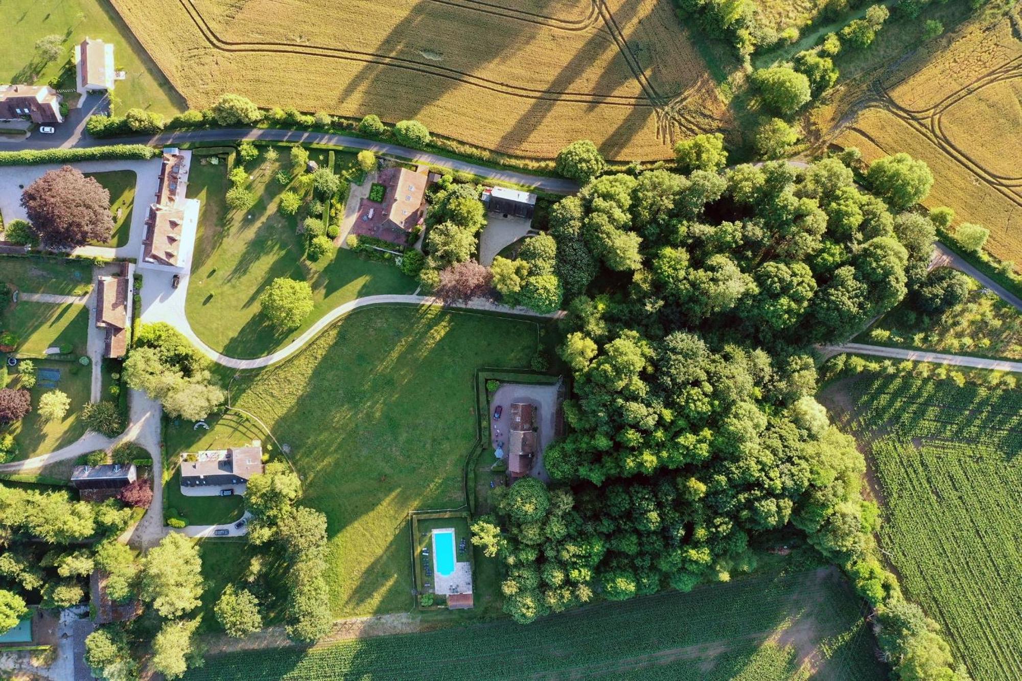 Вилла Bagatelle Avec Jardin Et Piscine Chauffee Bieville-en-Auge Экстерьер фото